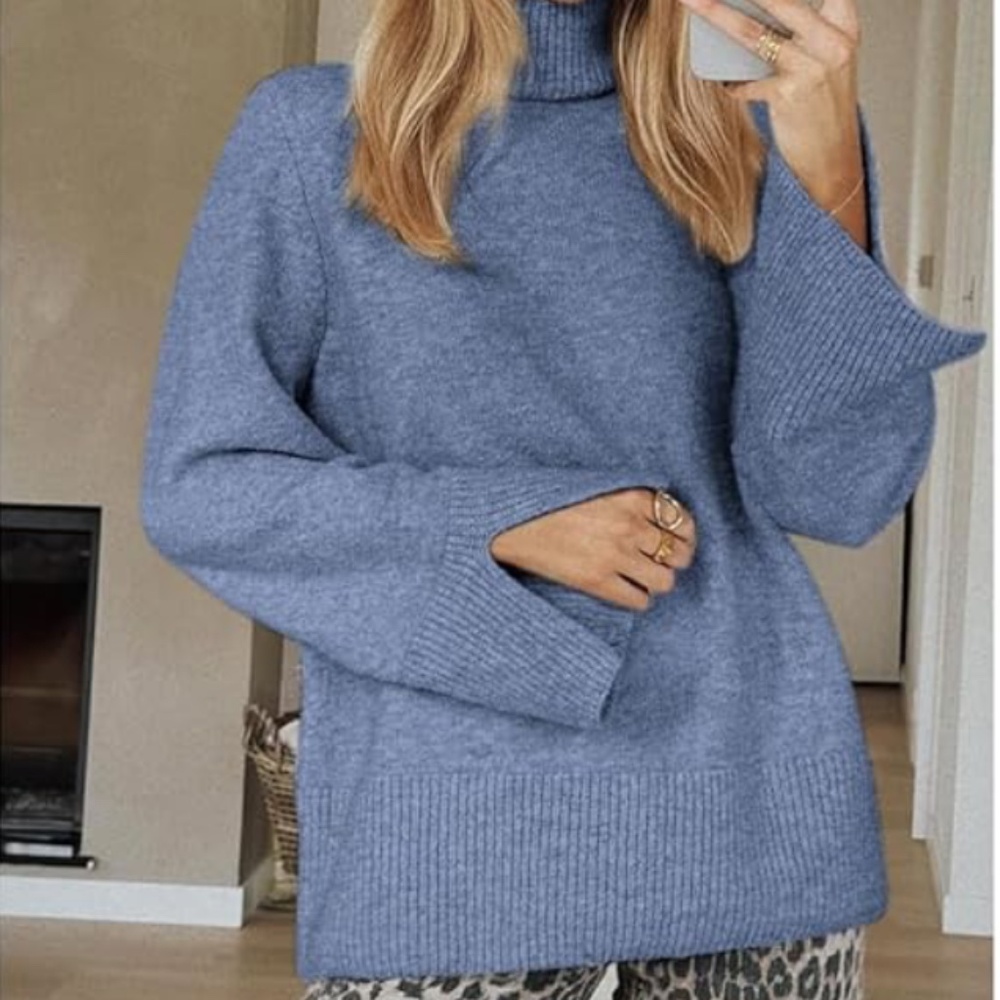 Super cute blue sweater